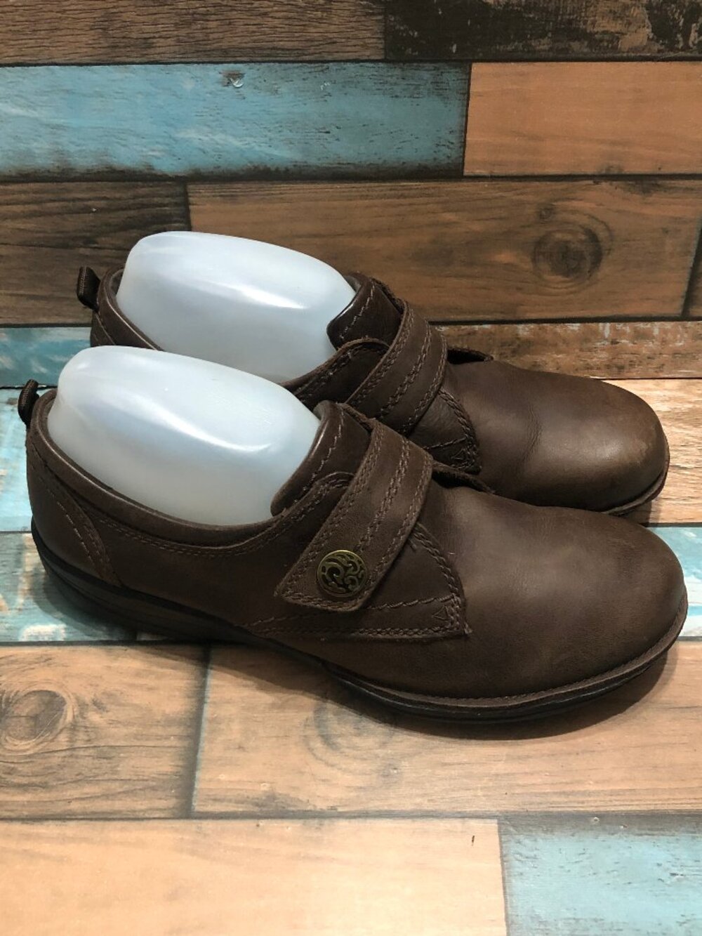 Clarks Loafers Slip On Flats Leather Uppers Brown Women's Size 8M